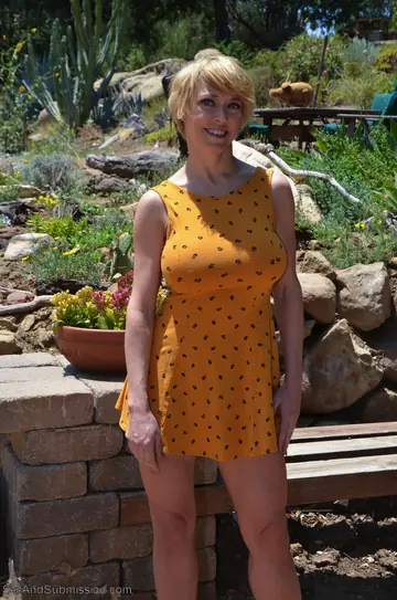 Natasha Blu