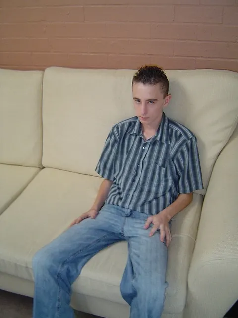 Hairy Man Masturbates and Fingers Himself on the Bed – photo 1 of 20