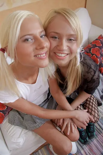 Jessica Miller – Blonde Lesbians in Pigtails Lick Pussy and Share a Dildo