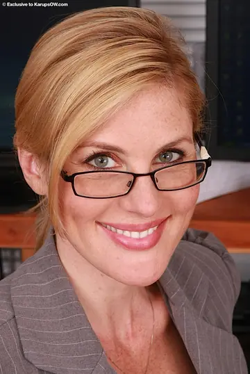 Kate Kastle – Tall Blonde Secretary MILF Strips and Spreads in the Office