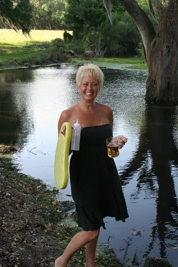 Tracy Lick – Busty Blonde MILF Sucks and Strokes Two Men Outdoors