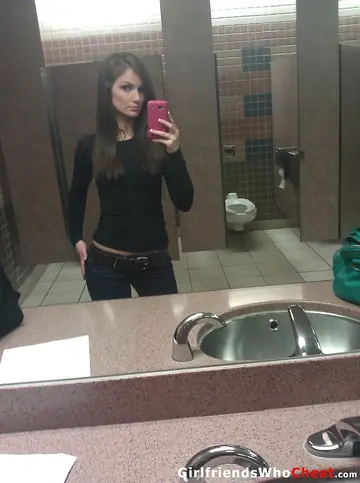 Lily Carter – Brunette in Shorts Takes Selfies and Spreads in the Bathroom