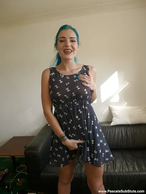 Alexxa Vice: Busty Tattooed European Undresses for a Threesome – photo 2 of 16