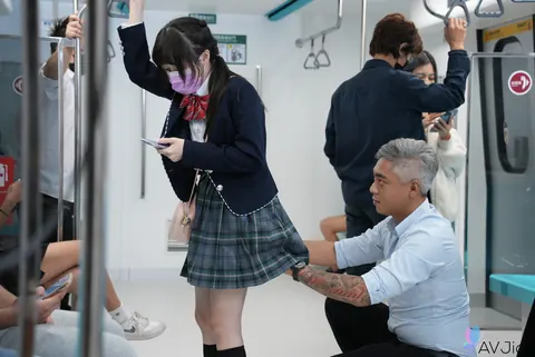Japanese Woman in a Skirt Sucks Cock and Takes Anal on Public Transit – photo 3 of 15