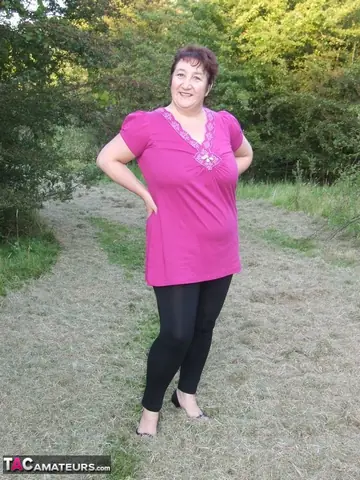 Kinky Carol – Curvy Mature Brunette Strips Out of Her Panties in the Forest