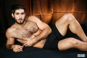 Hairy Studs Kiss and Fuck Bareback
