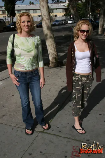 Ruth Blackwell – Two Blondes Share a BBC with Handjobs and a Cumshot