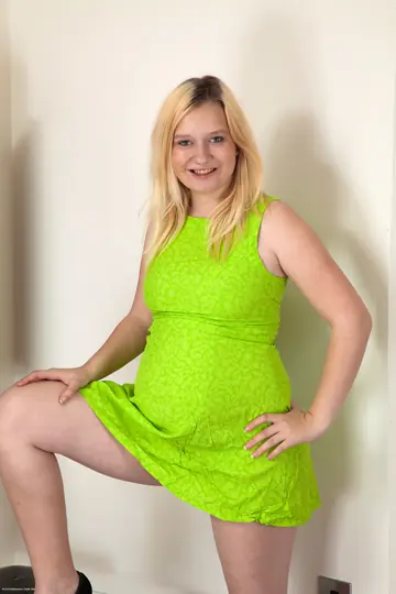 Pregnant Blonde BBW Undresses and Fingers Her Hairy Pussy