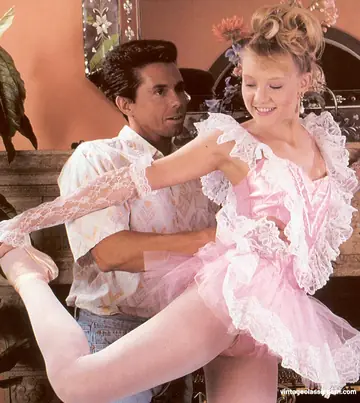Alicyn Sterling – Hairy Blonde Ballerina Strips Off Her Costume for Vintage Group Anal
